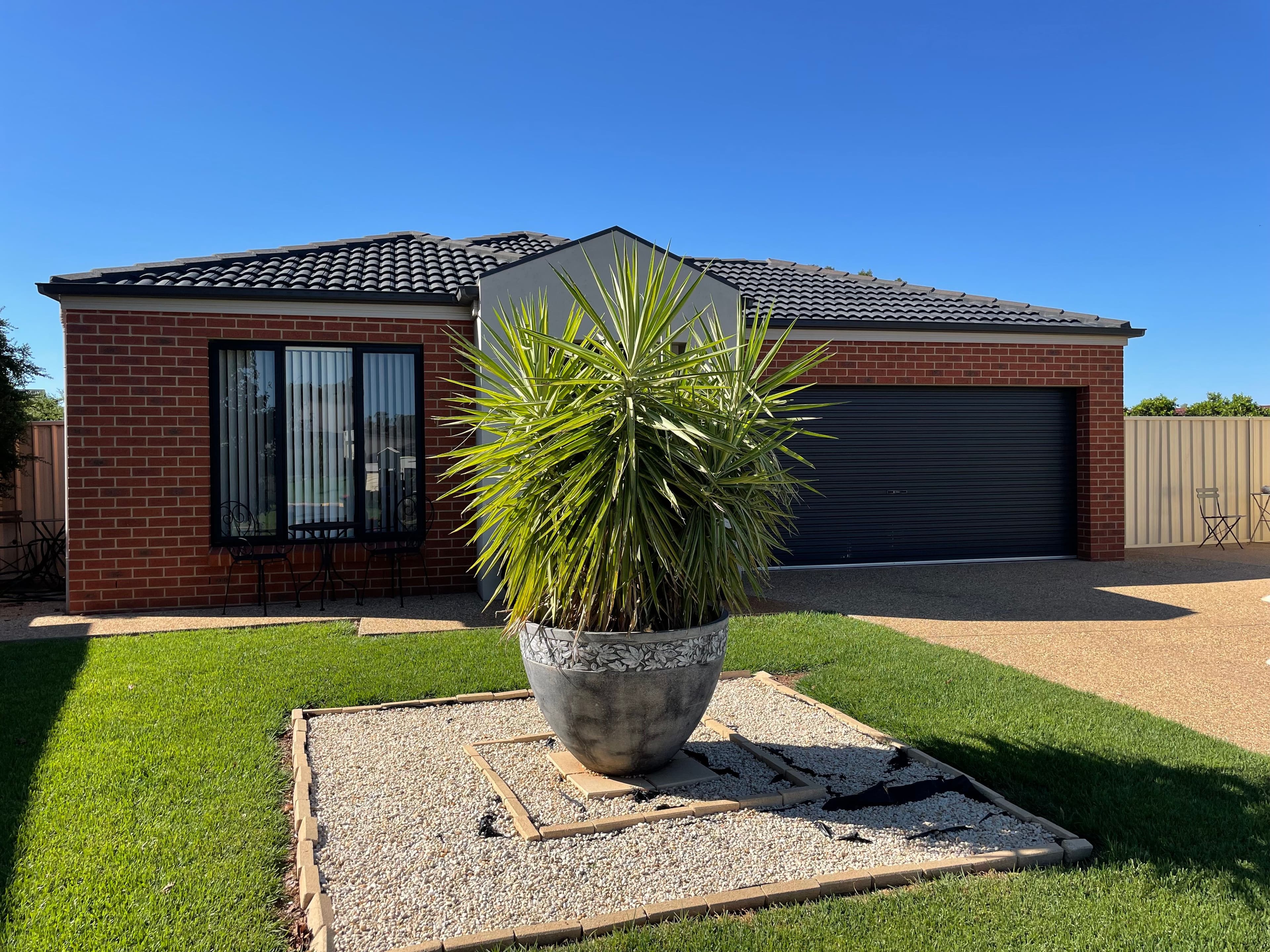 7 Rovere Place, Griffith NSW 2680, Griffith - Thumbnail 2