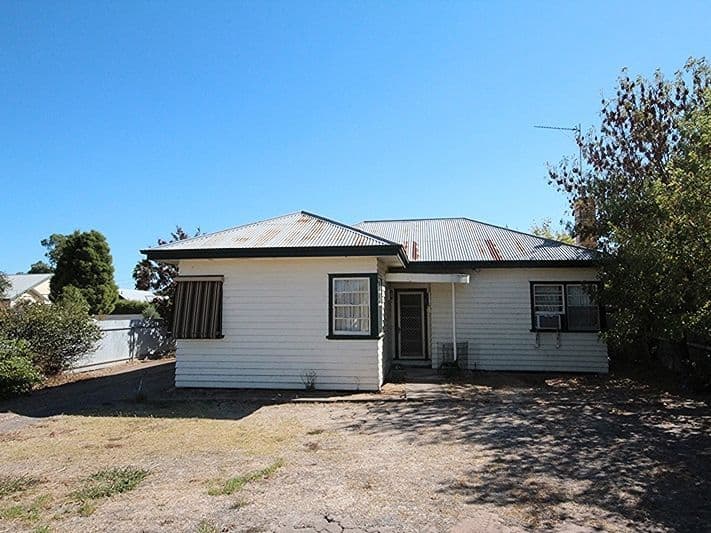 6 Edward Street, Horsham VIC 3400, Horsham - Image 1