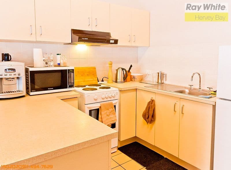 4 Pilot Street, Urangan QLD 4655, Urangan - Thumbnail 7