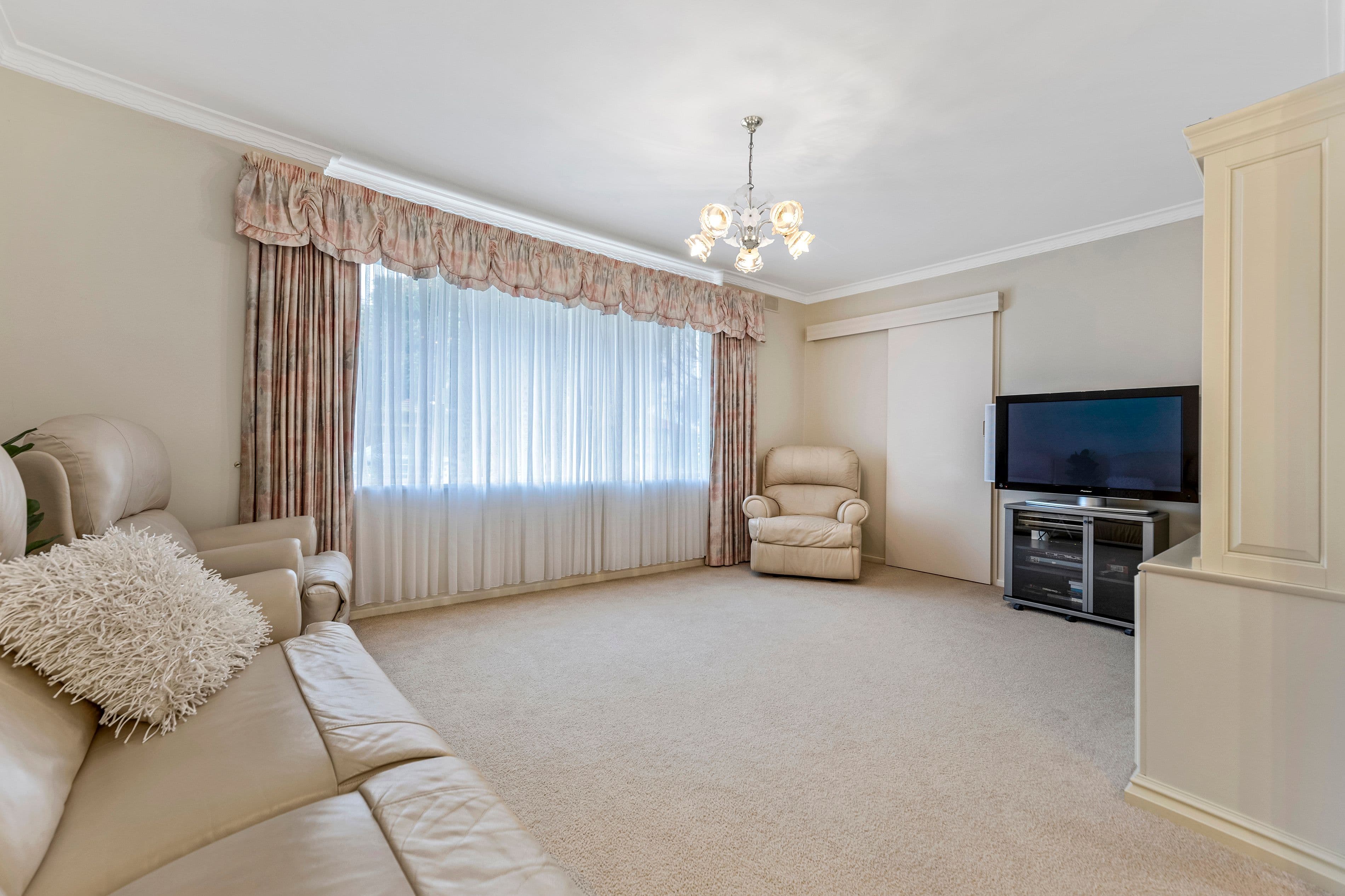 16 Jennifer Terrace, Parafield Gardens SA 5107, Parafield Gardens - Thumbnail 3