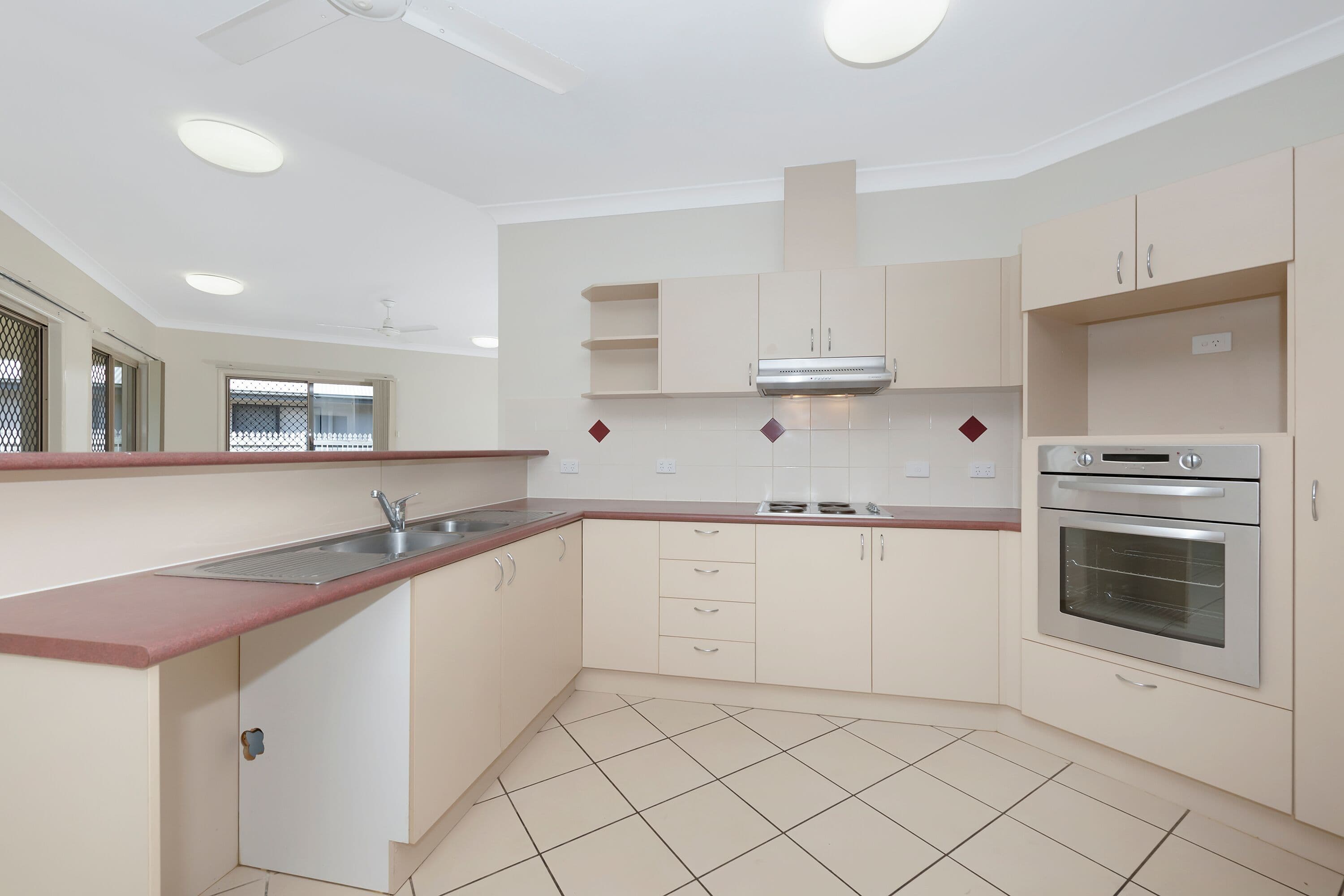 59 Elphinstone Drive, Kirwan QLD 4817, Kirwan - Thumbnail 3