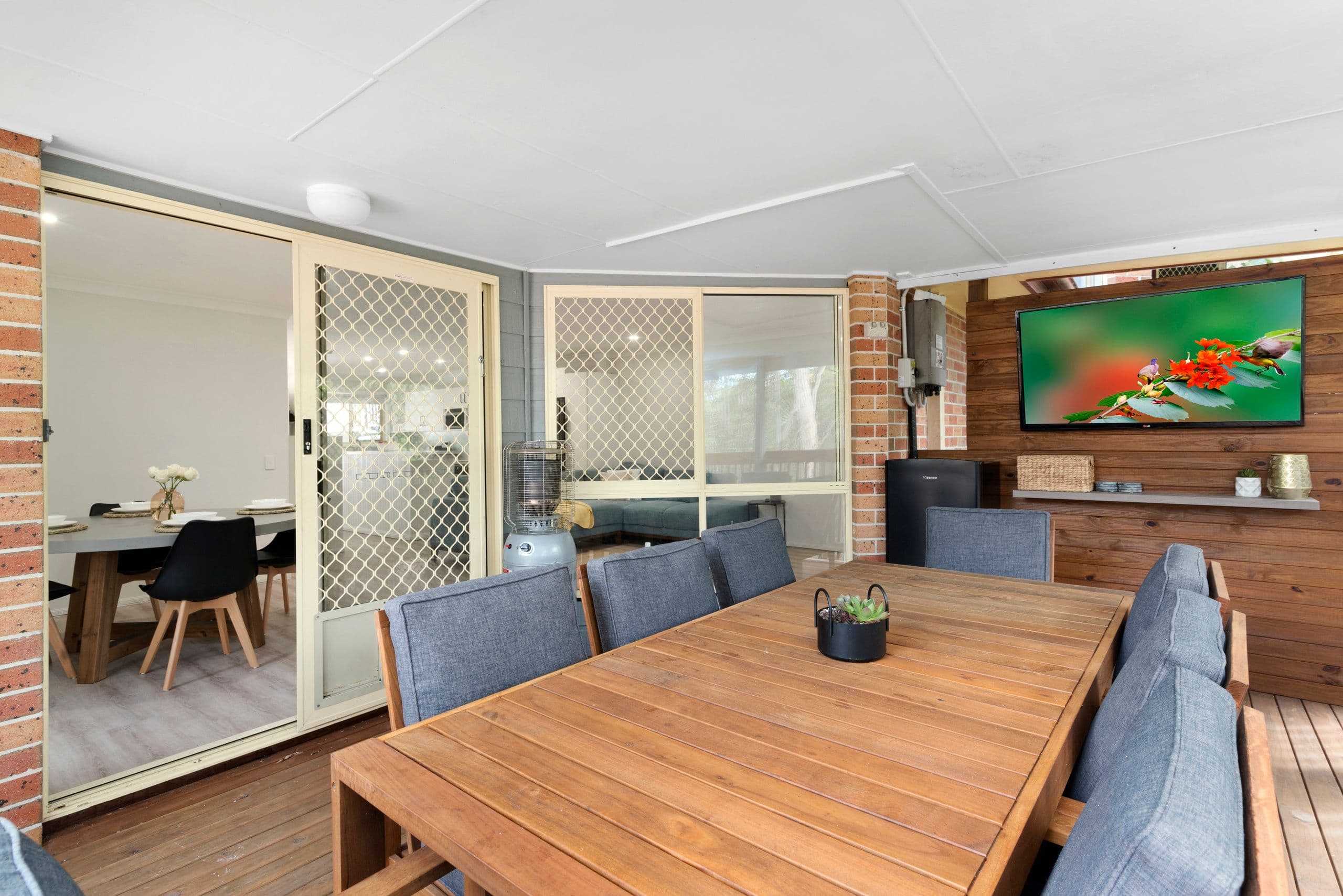 2 Simpsons Road, Currumbin Waters QLD 4223, Currumbin Waters - Thumbnail 2
