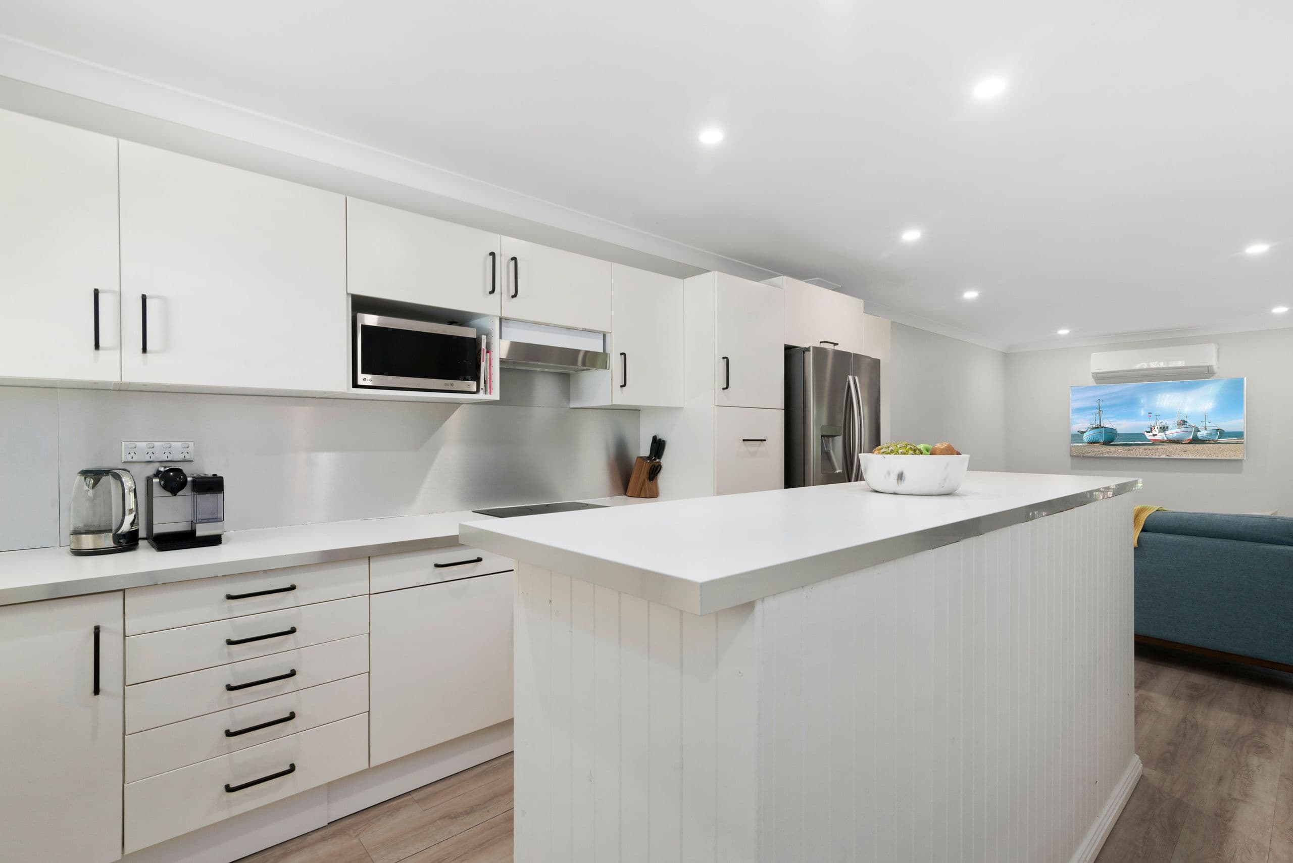 2 Simpsons Road, Currumbin Waters QLD 4223, Currumbin Waters - Thumbnail 7