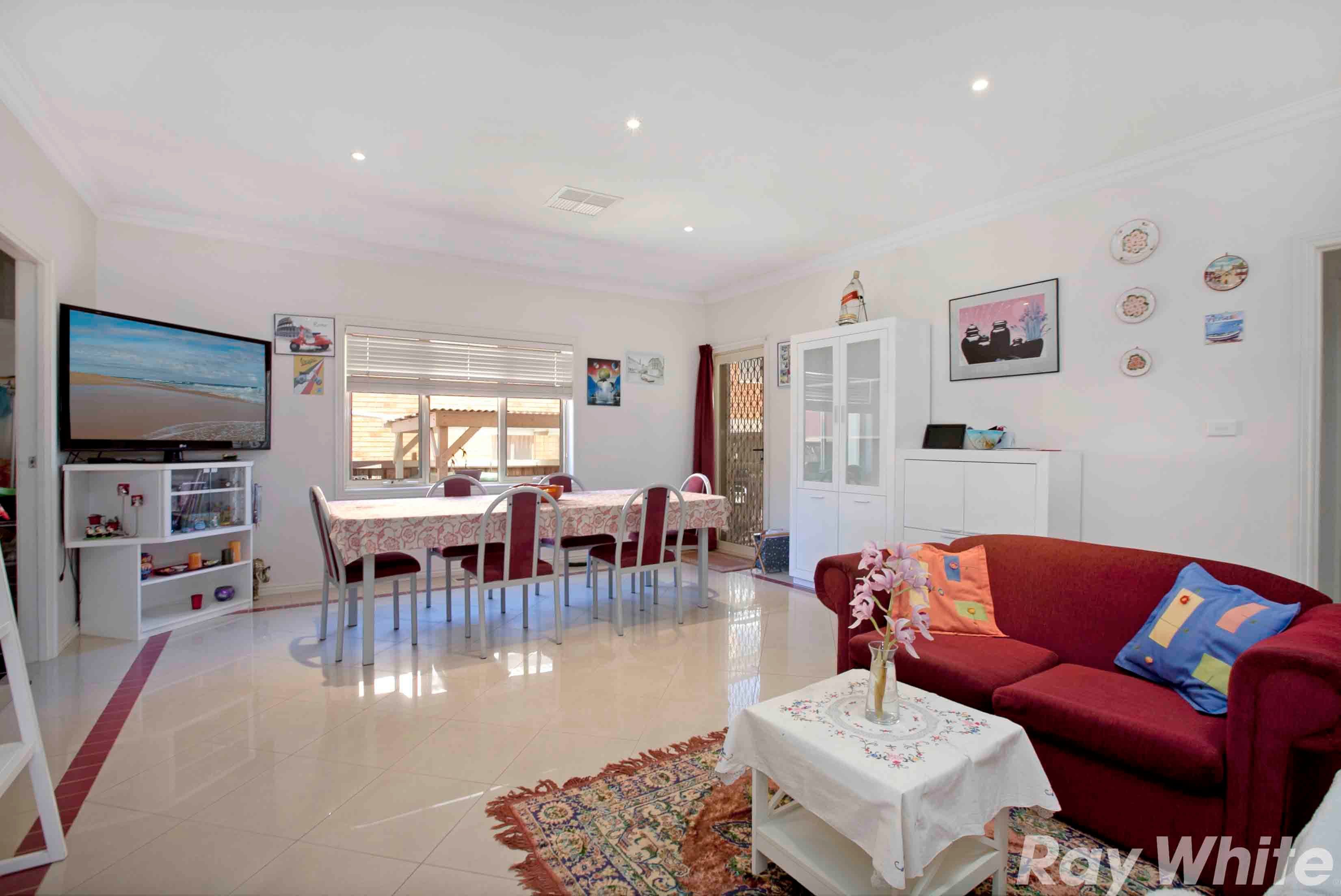 17 North Haven Drive, Epping VIC 3076, Epping - Thumbnail 3