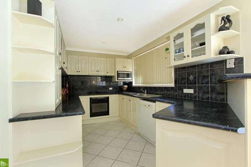89 Captain Cook Drive, BARRACK HEIGHTS NSW 2528, Barrack Heights - Thumbnail 5