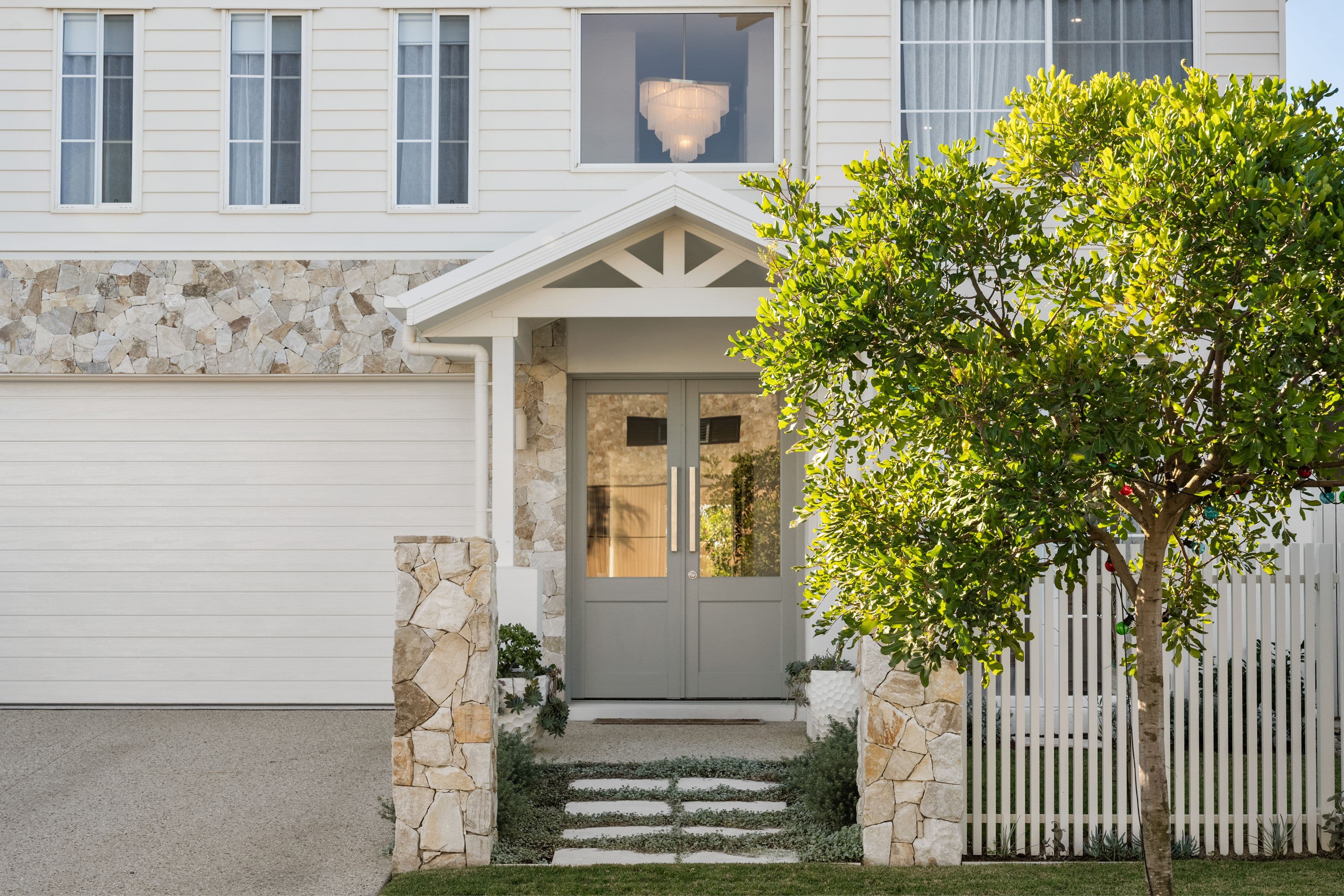 105 Coolum Parade, Newport QLD 4020, Newport - Thumbnail 2