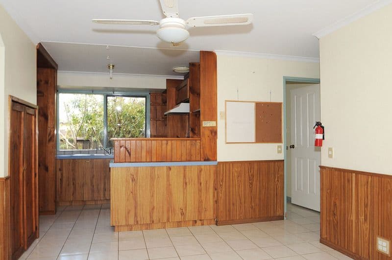 21 Dorchester Crescent, CARRUM DOWNS VIC 3201, Carrum Downs - Thumbnail 4