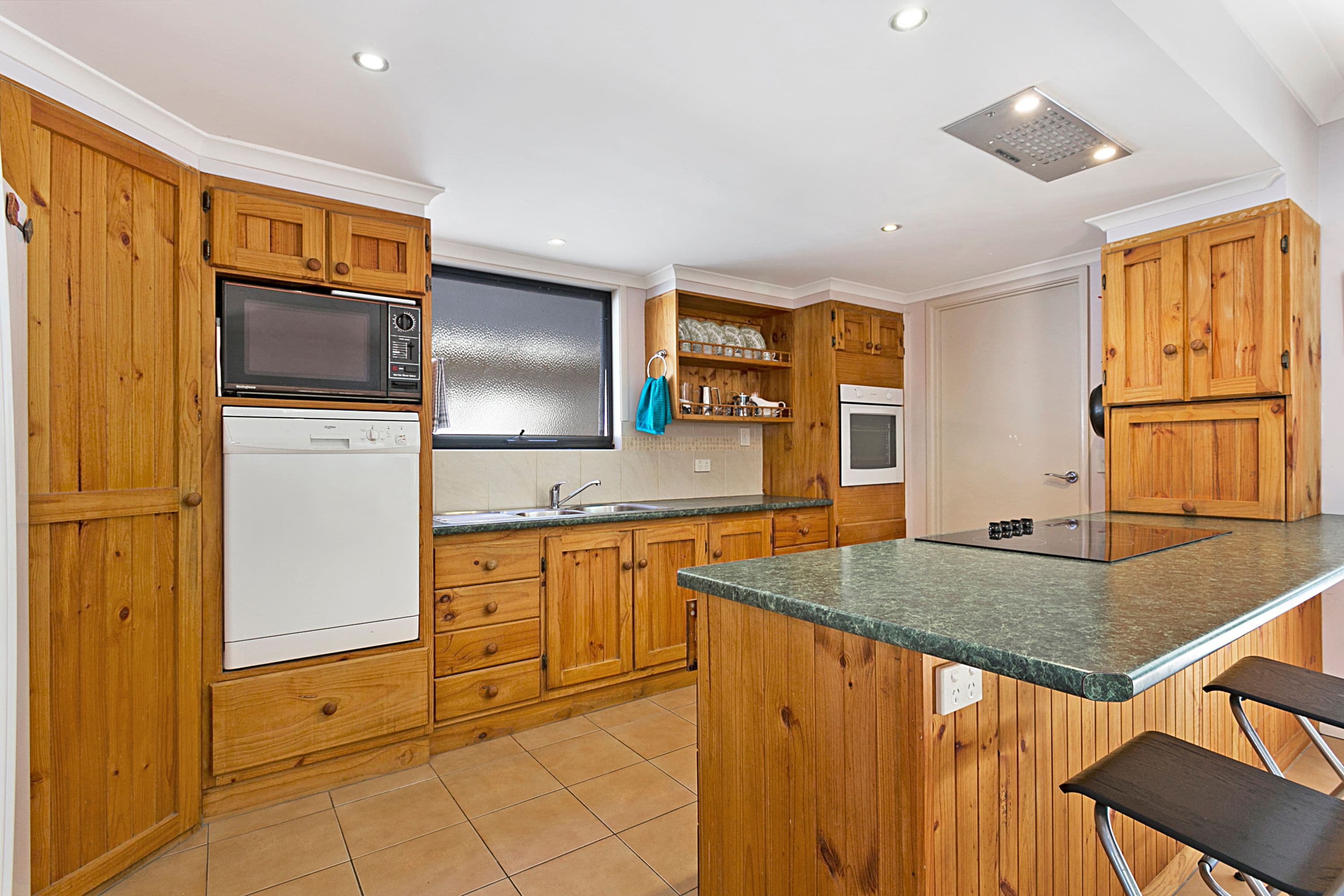 28 Baty Street, St Lucia QLD 4067, St Lucia - Thumbnail 7