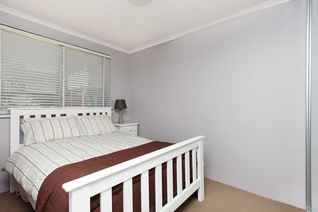 2 Mowatt Street, Queanbeyan NSW 2620, Queanbeyan East - Thumbnail 6