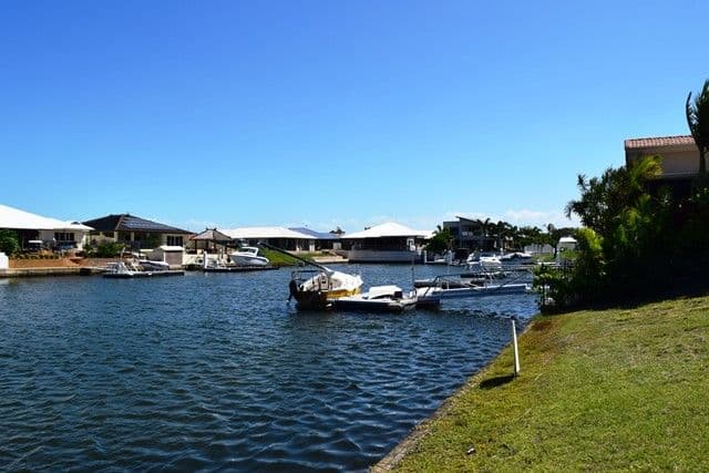96 Kangaroo Avenue, Bongaree QLD 4507, Bongaree - Thumbnail 2