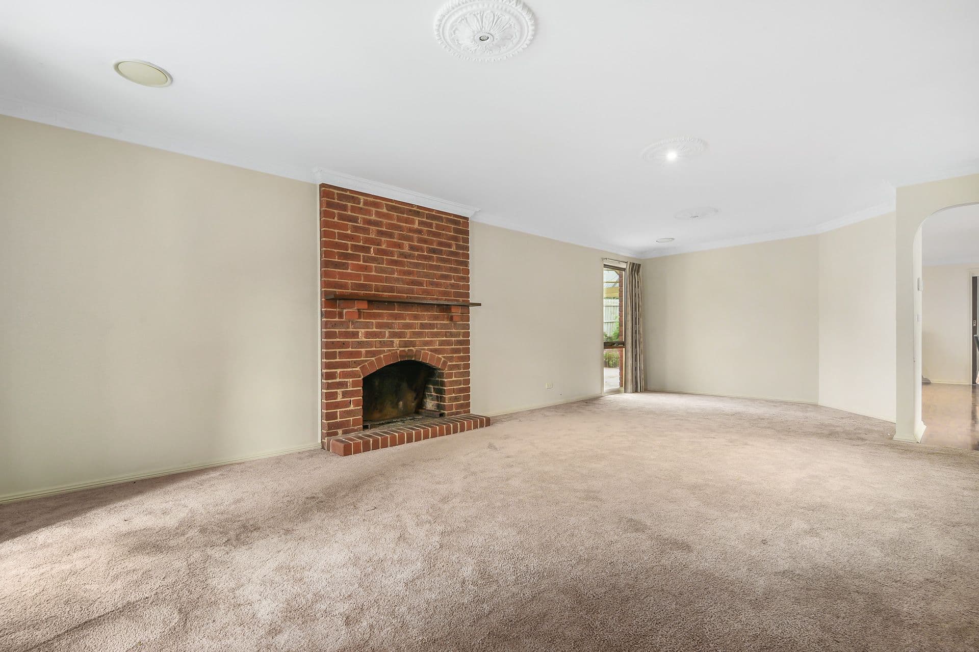 20 Hedgeley Drive, Berwick VIC 3806, Berwick - Thumbnail 2