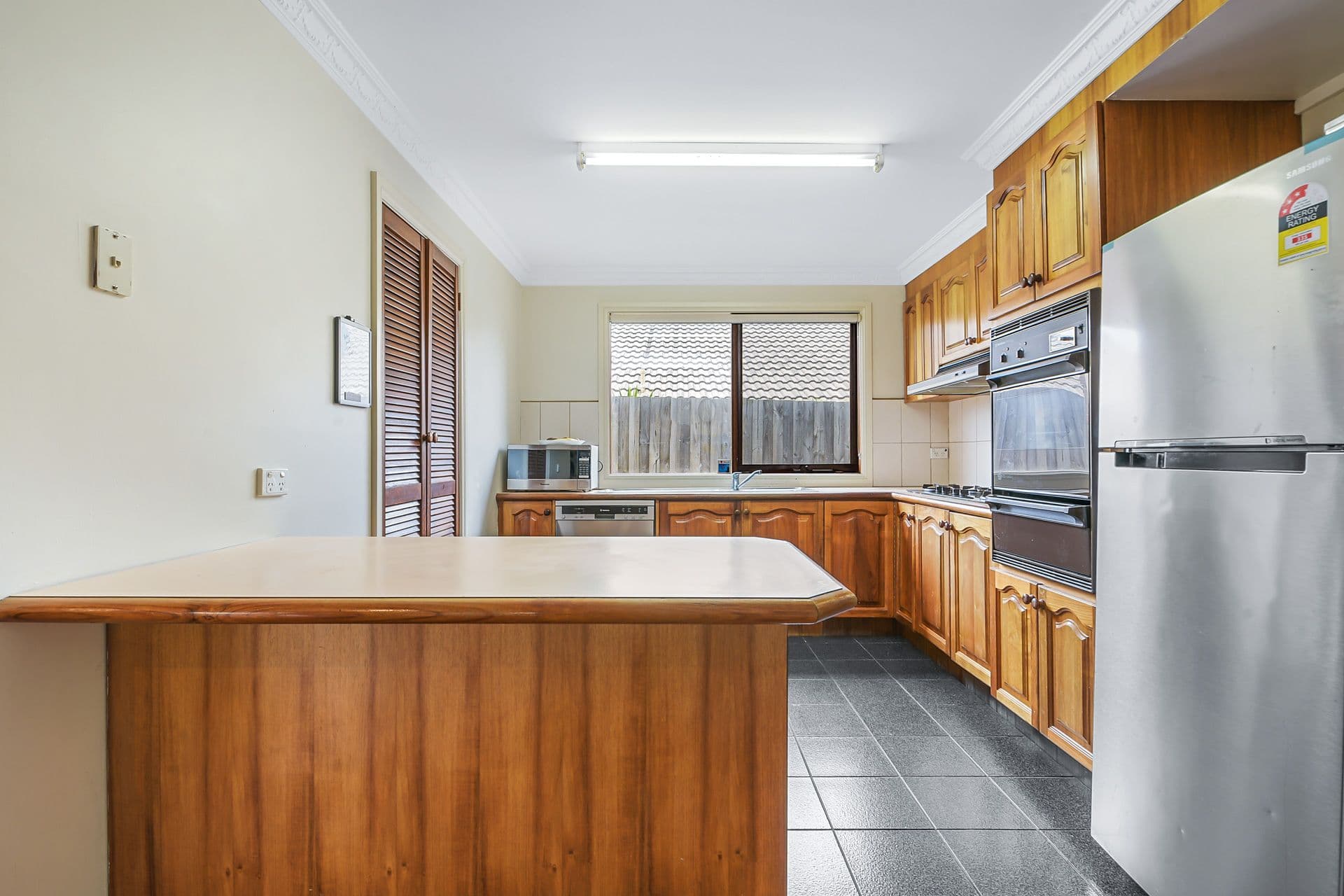 20 Hedgeley Drive, Berwick VIC 3806, Berwick - Thumbnail 3