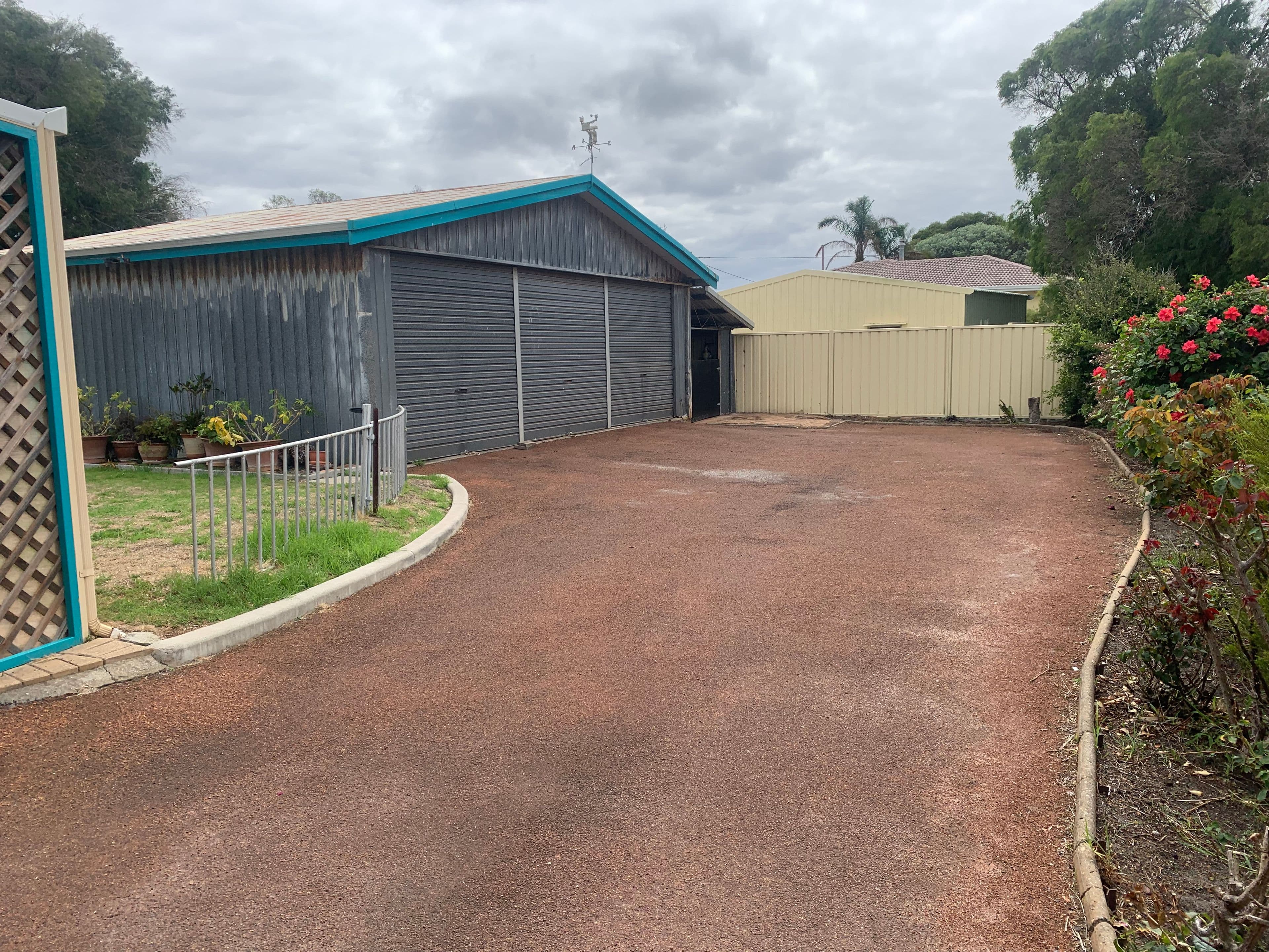 60 Mermaid Avenue, Emu Point WA 6330, Emu Point - Thumbnail 2