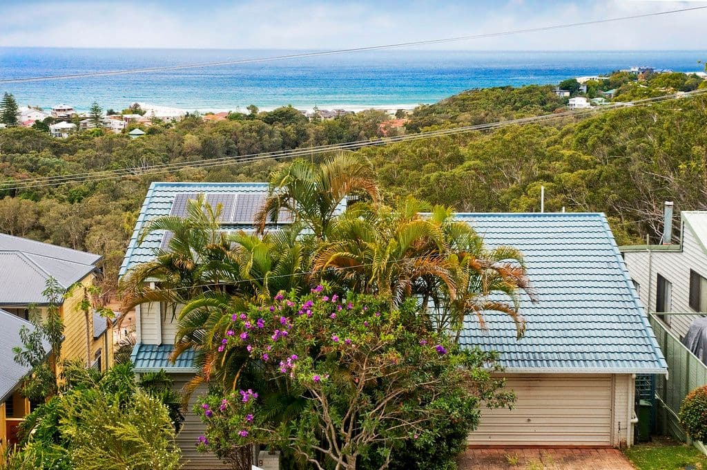 9 Lansell Avenue, CURRUMBIN QLD 4223, Currumbin - Image 1