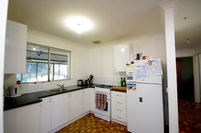 56 Golders Way, GIRRAWHEEN WA 6064, Girrawheen - Thumbnail 7