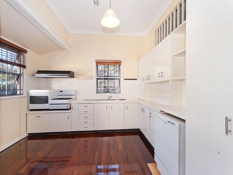 44 Consort Street, CORINDA QLD 4075, Corinda - Thumbnail 5