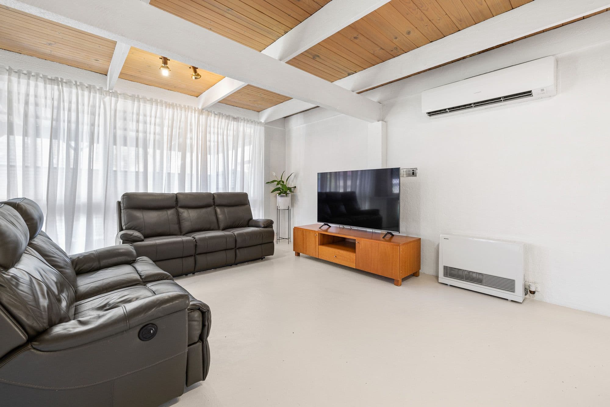43 Priestley Avenue, Hoppers Crossing VIC 3029, Hoppers Crossing - Thumbnail 5