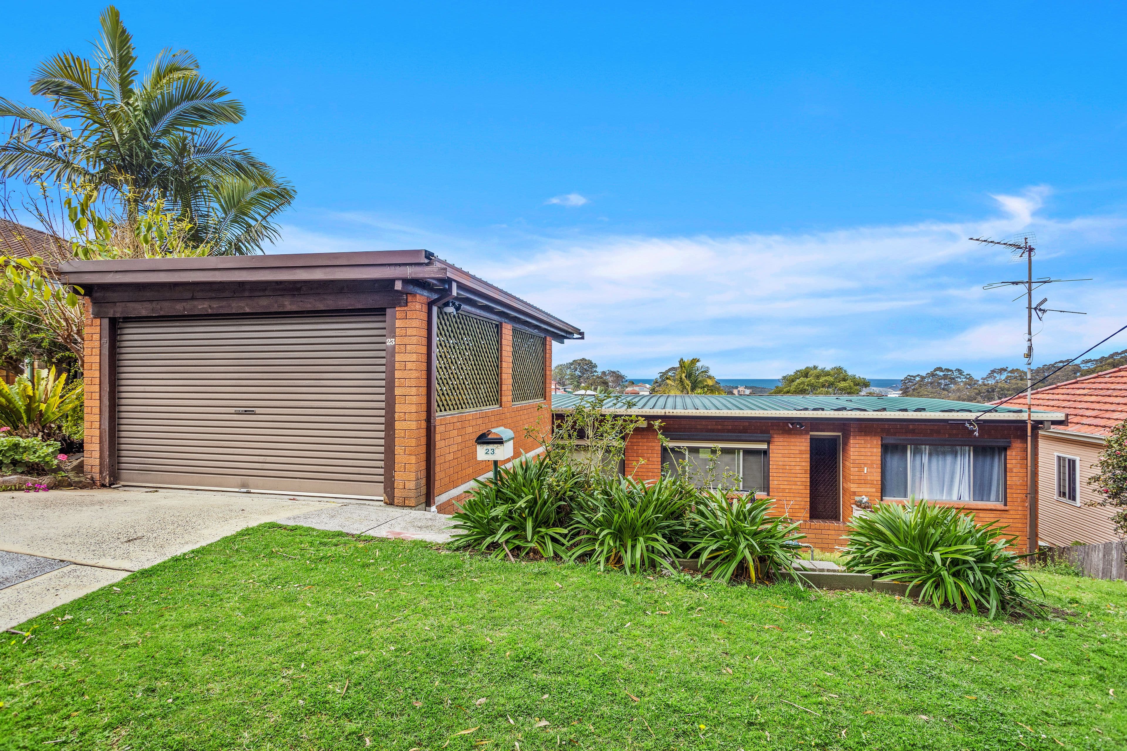 23 Iris Avenue, Coniston - Thumbnail 5