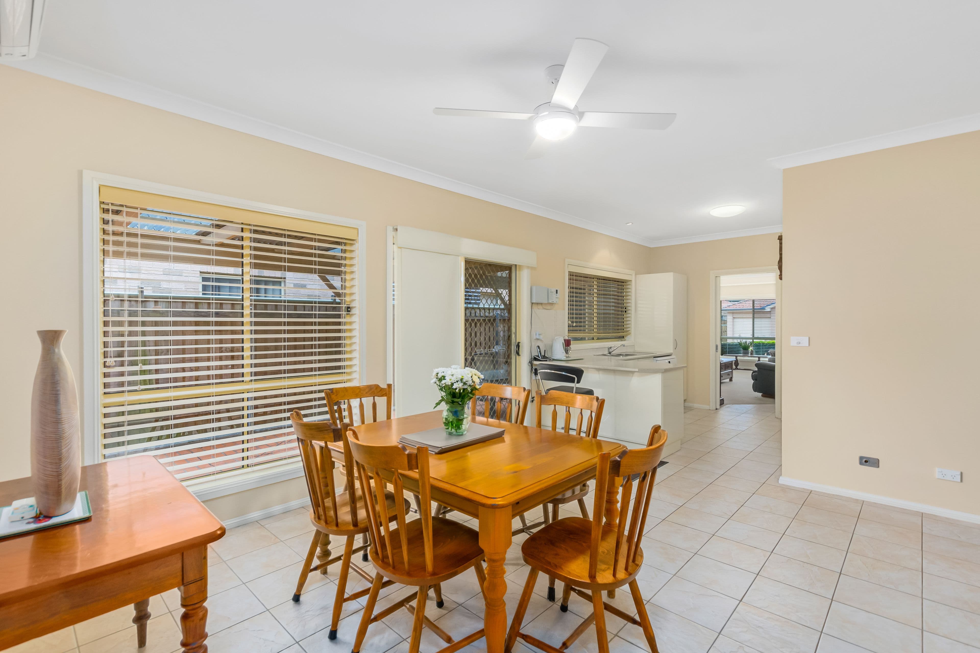 11 Streeton Avenue, Kanahooka - Thumbnail 4