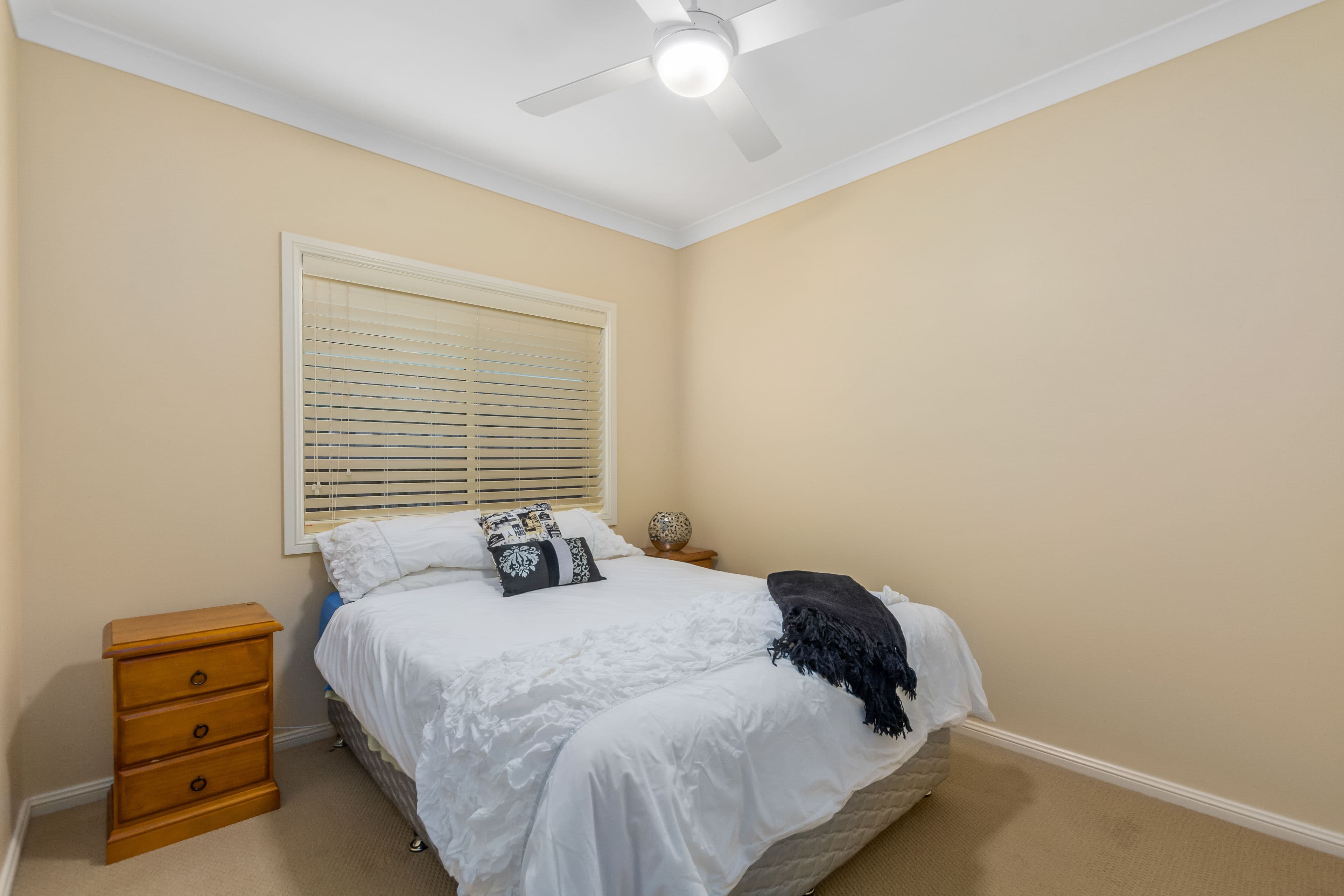 11 Streeton Avenue, Kanahooka - Thumbnail 8