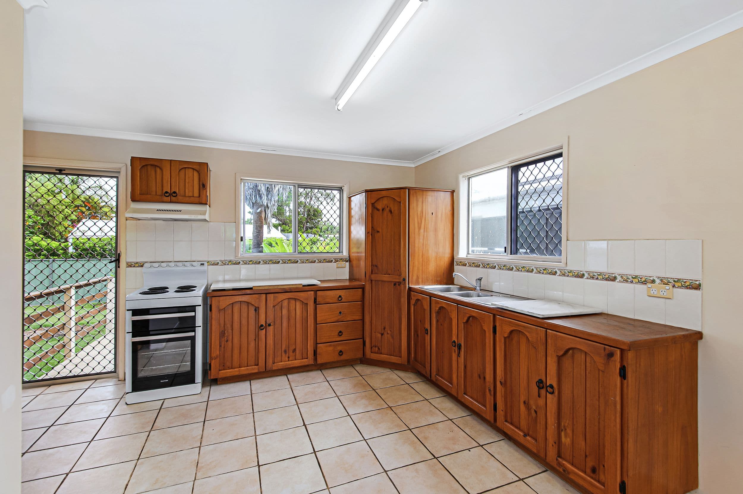 14 Jacaranda Drive, Mooloolaba QLD 4557, Mooloolaba - Thumbnail 4