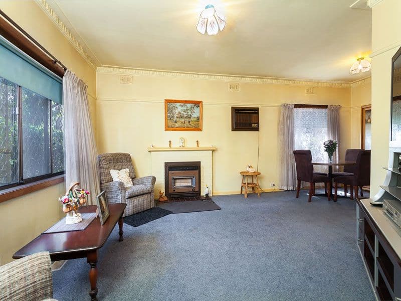 136 Rowans Road, Moorabbin VIC 3189, Moorabbin - Thumbnail 2