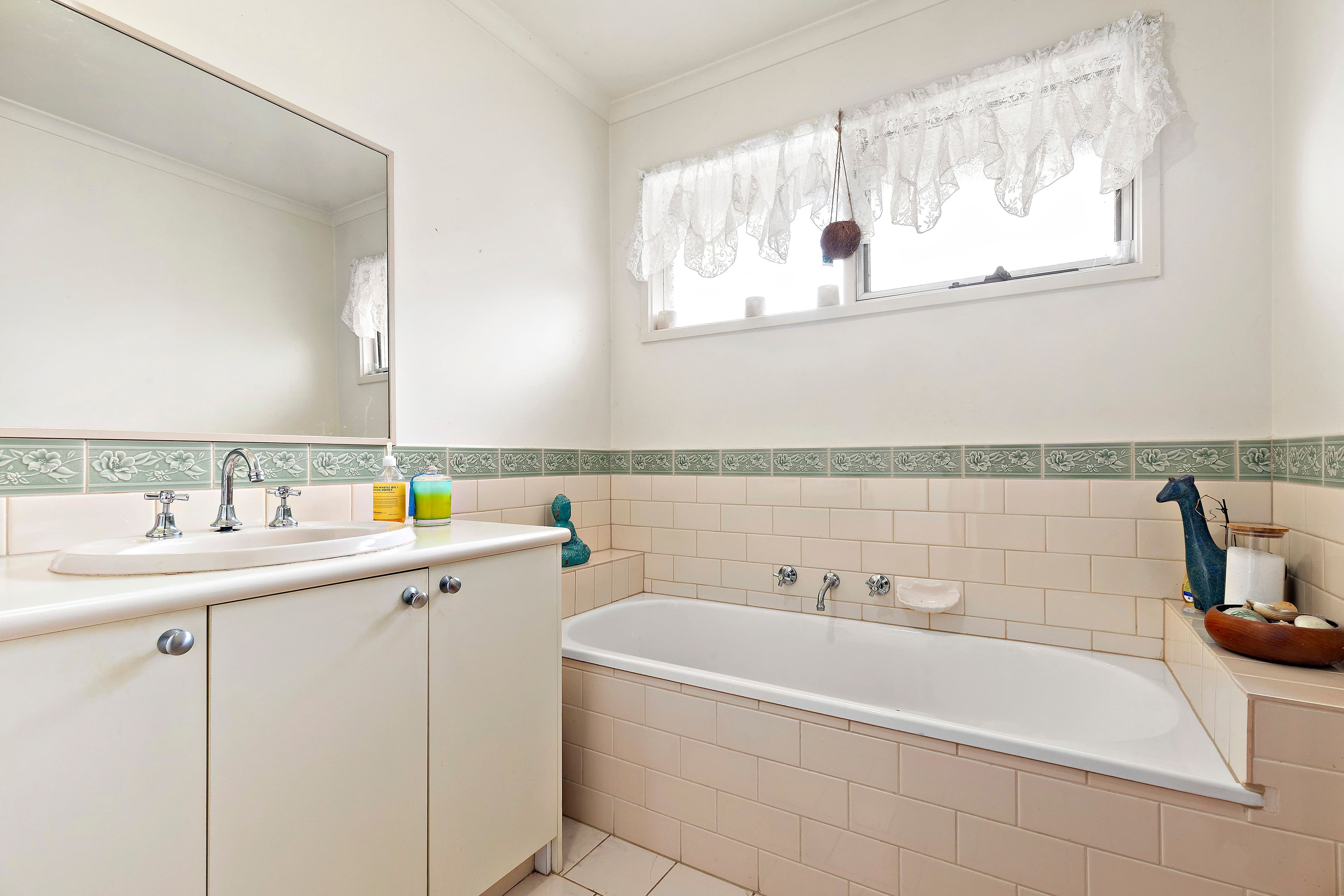 2 Lautrec Street, Frankston VIC 3199, Frankston - Thumbnail 7