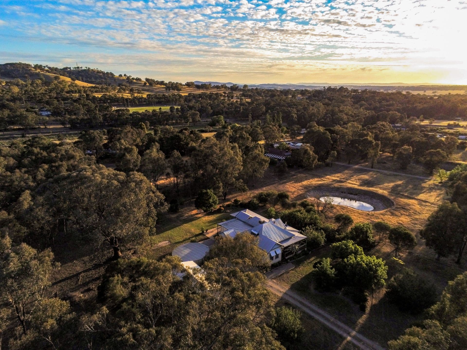 221 Old Hume Highway, Glenrowan VIC 3675, Glenrowan - Thumbnail 3