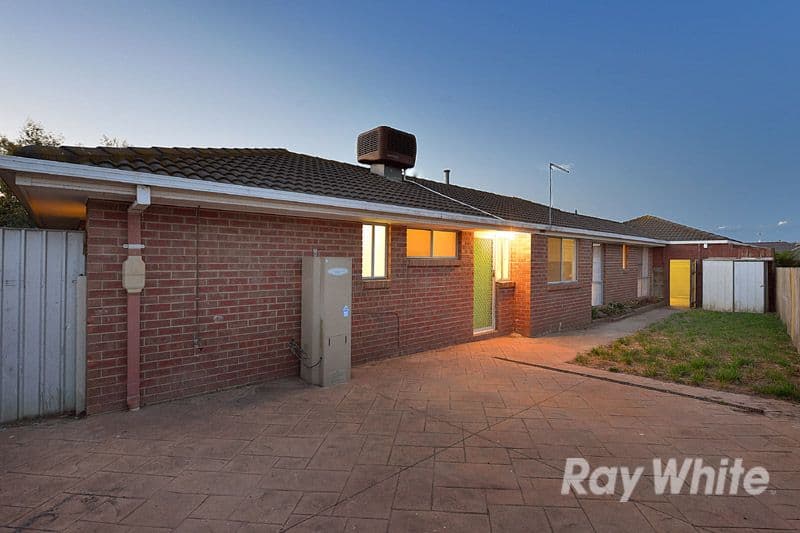 18 Scarborough Avenue, Cranbourne West VIC 3977, Cranbourne West - Thumbnail 7