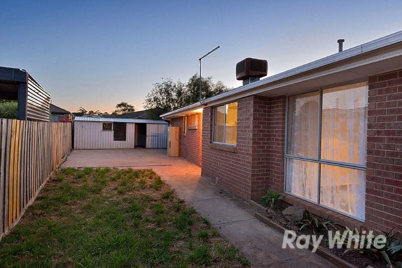 18 Scarborough Avenue, Cranbourne West VIC 3977, Cranbourne West - Thumbnail 8