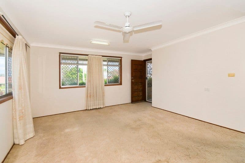 129 Townson Avenue, PALM BEACH QLD 4221, Palm Beach - Thumbnail 6
