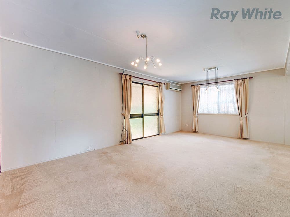 3 Pauline Avenue, Ellen Grove QLD 4078, Ellen Grove - Thumbnail 4