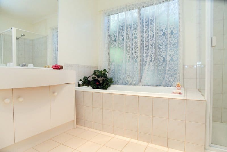 11 Gellion Place, ROXBURGH PARK VIC 3064, Roxburgh Park - Thumbnail 7
