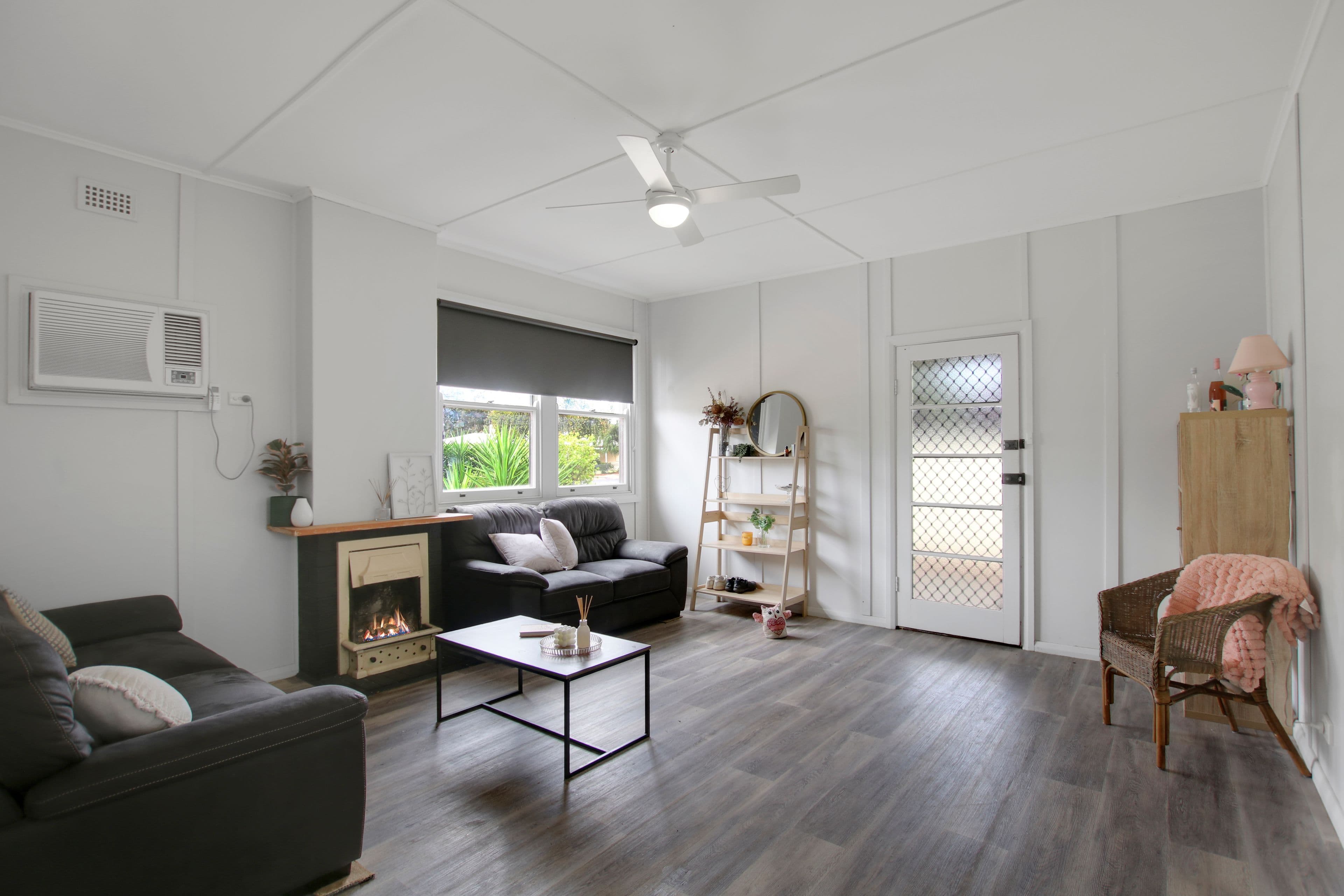 27 Gilbert Street, Berri SA 5343, Berri - Thumbnail 2