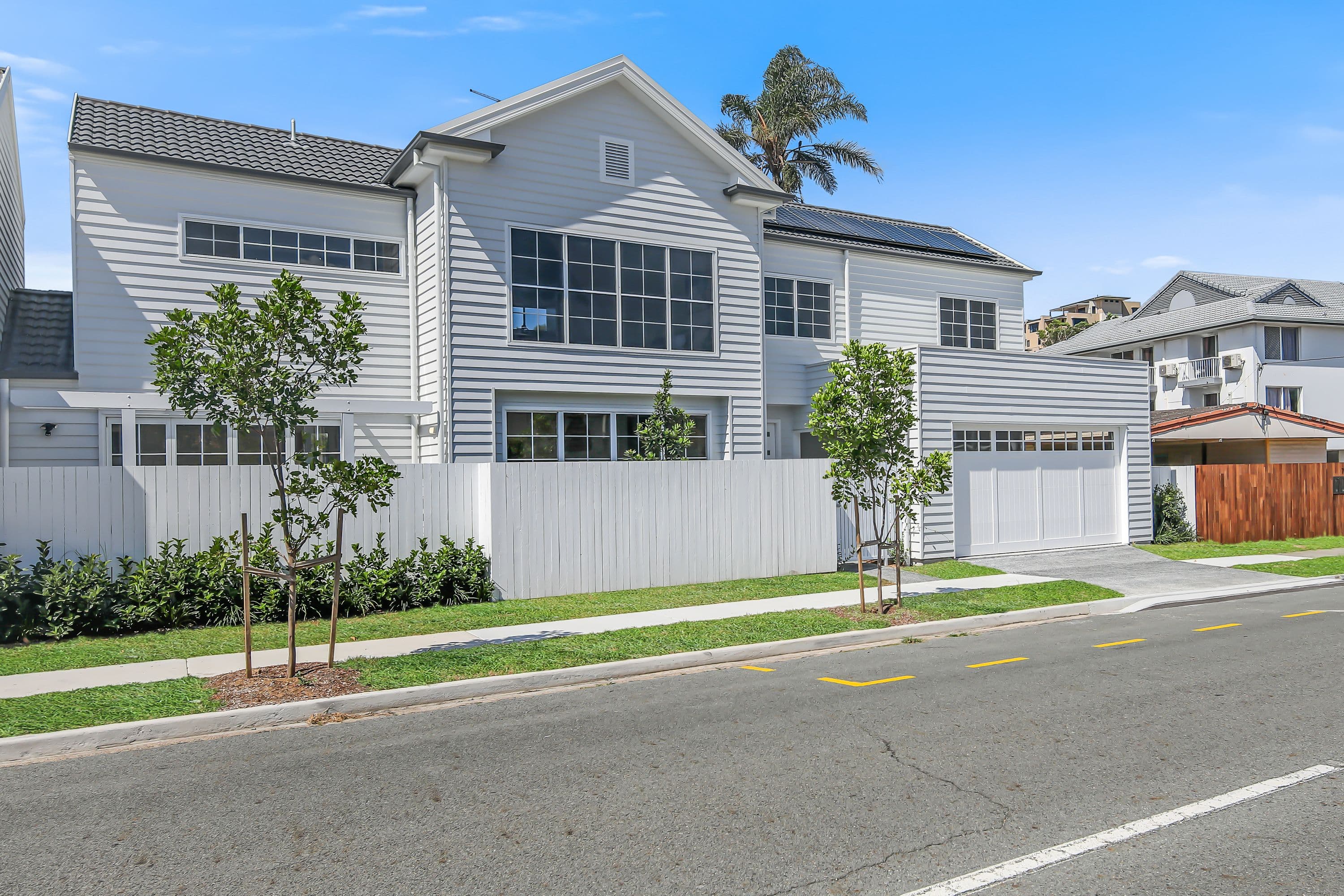 8 Miami Shore Parade, Miami QLD 4220, Miami - Image 1