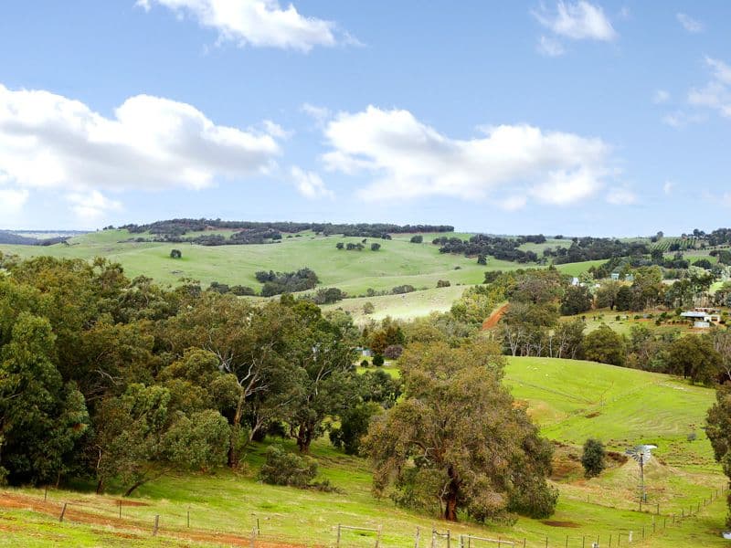 34 Fraser Road, BULLSBROOK WA 6084, Bullsbrook - Thumbnail 2