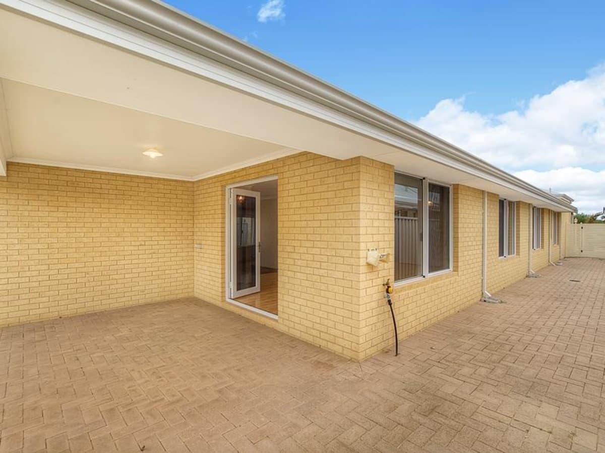 64 Almond Parkway, YALYALUP, Yalyalup - Image 1