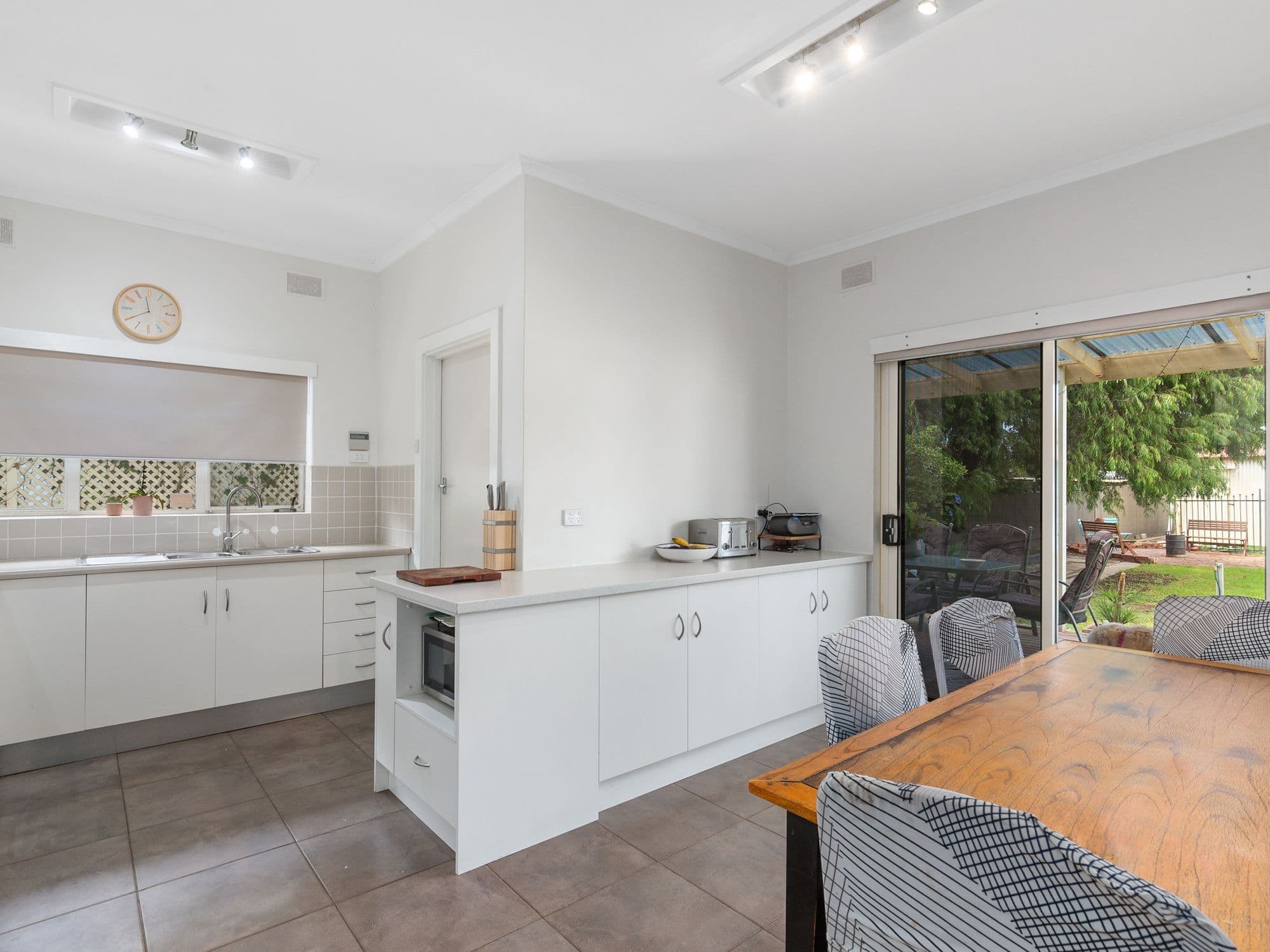 8 Mooltan Avenue, Largs Bay SA 5016, Largs Bay - Thumbnail 7