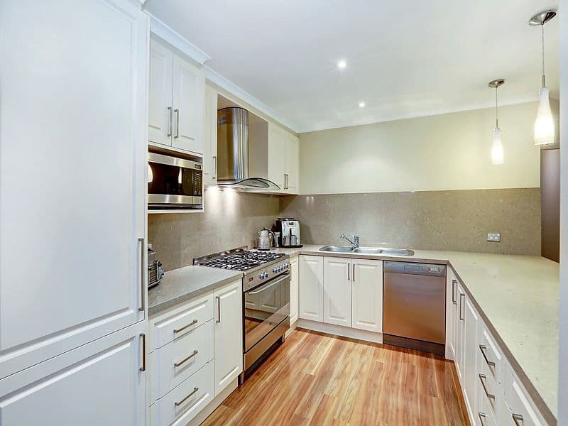 4 Peppermint Walk, South Morang VIC 3752, South Morang - Thumbnail 5