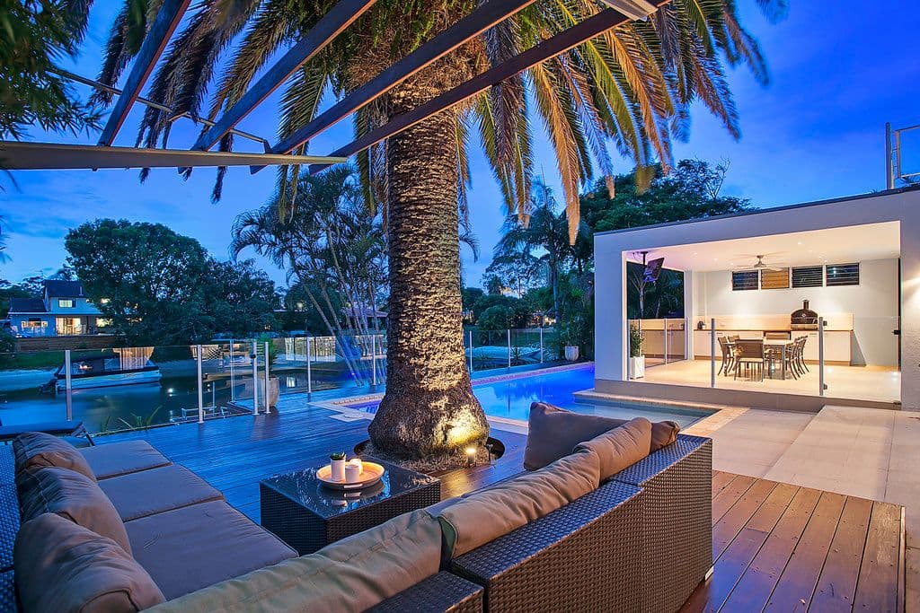 7 Coobowie Street, Broadbeach Waters QLD 4218, Broadbeach Waters - Image 1