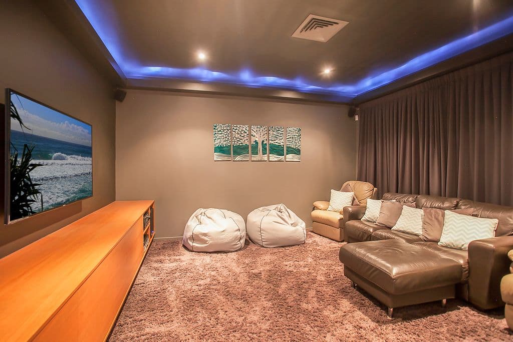 7 Coobowie Street, Broadbeach Waters QLD 4218, Broadbeach Waters - Thumbnail 5