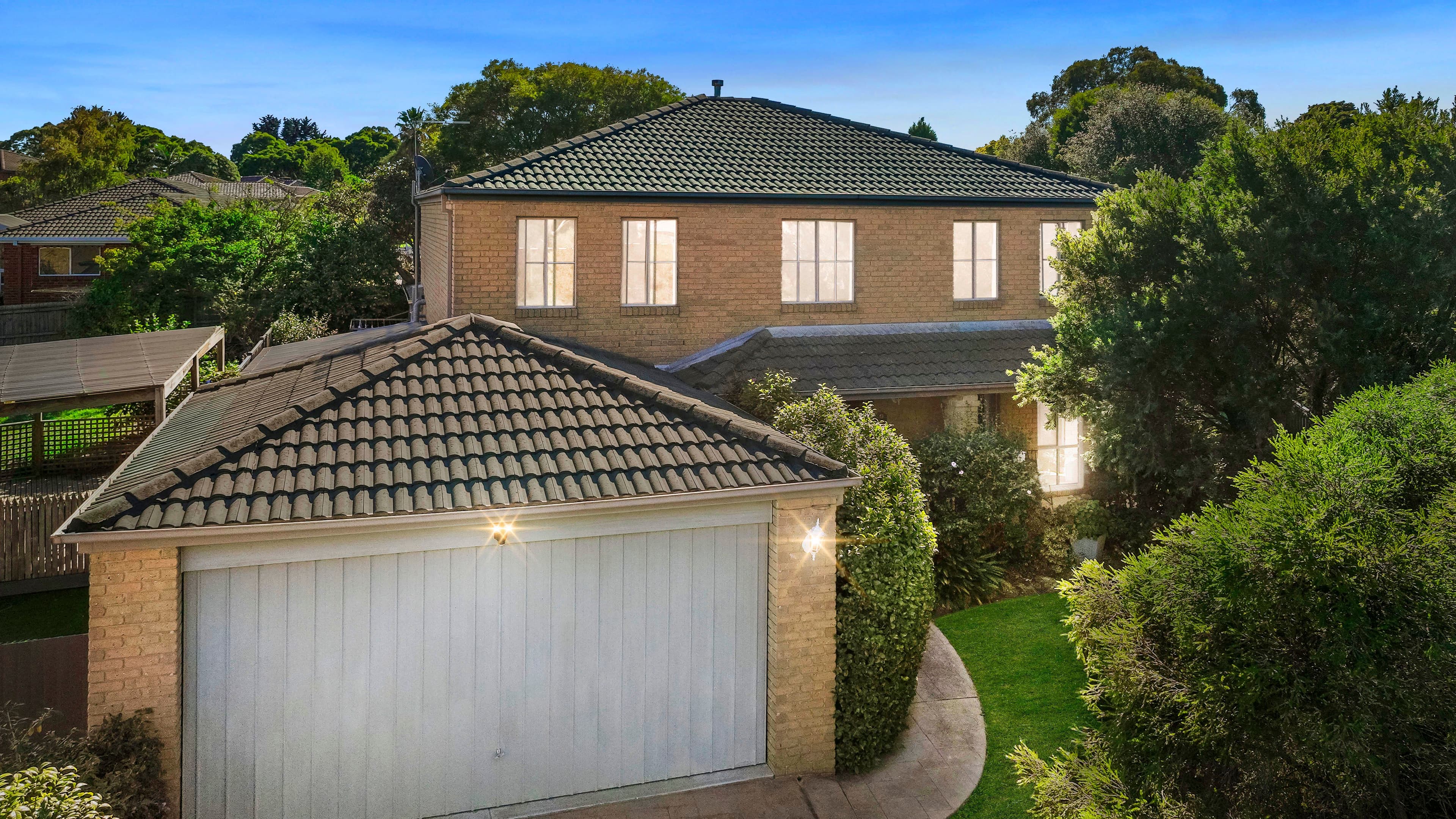 8 Ravenscourt Close, Rowville VIC 3178, Rowville - Image 1