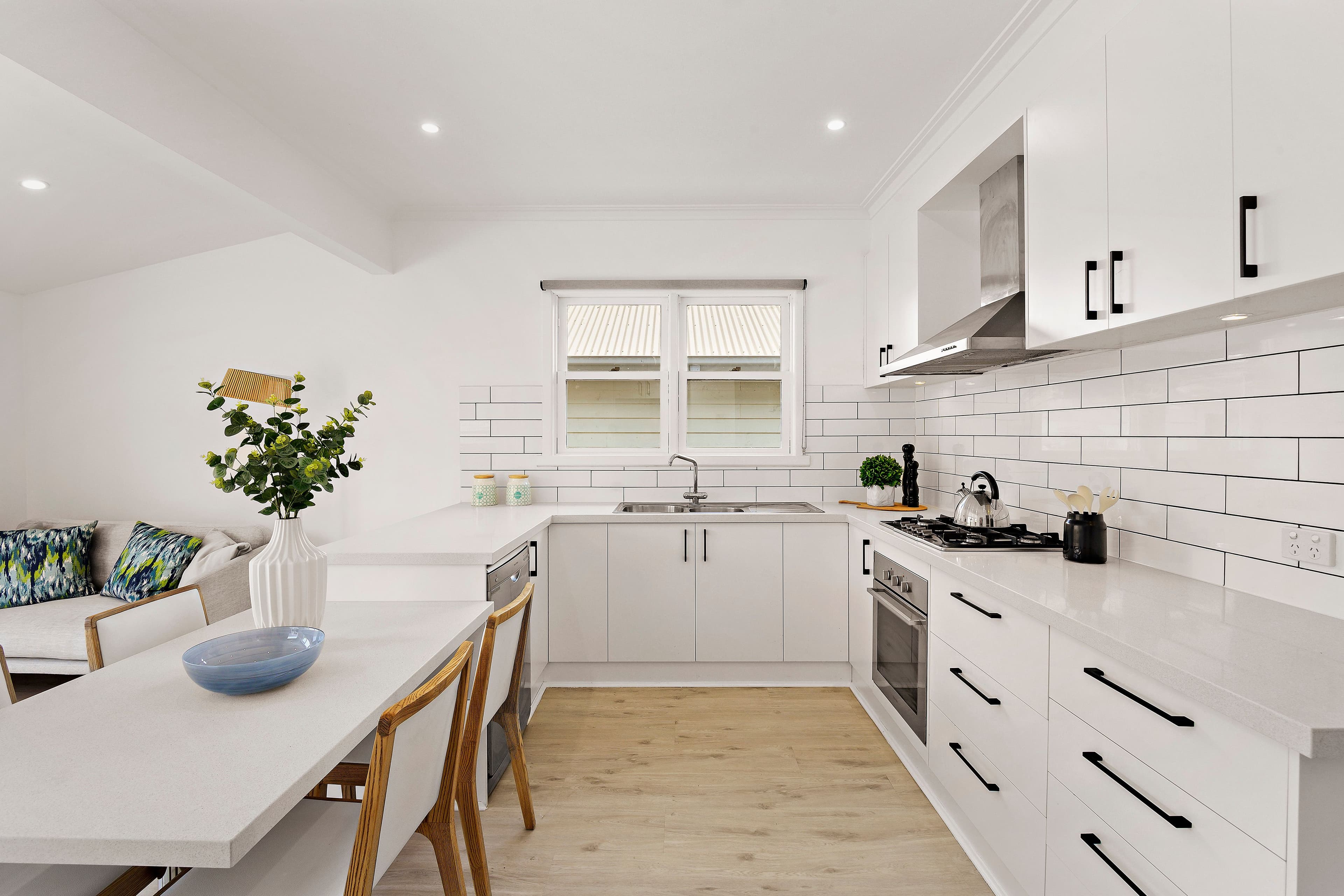 10 Farm Road, Oakleigh South VIC 3167, Oakleigh South - Thumbnail 4