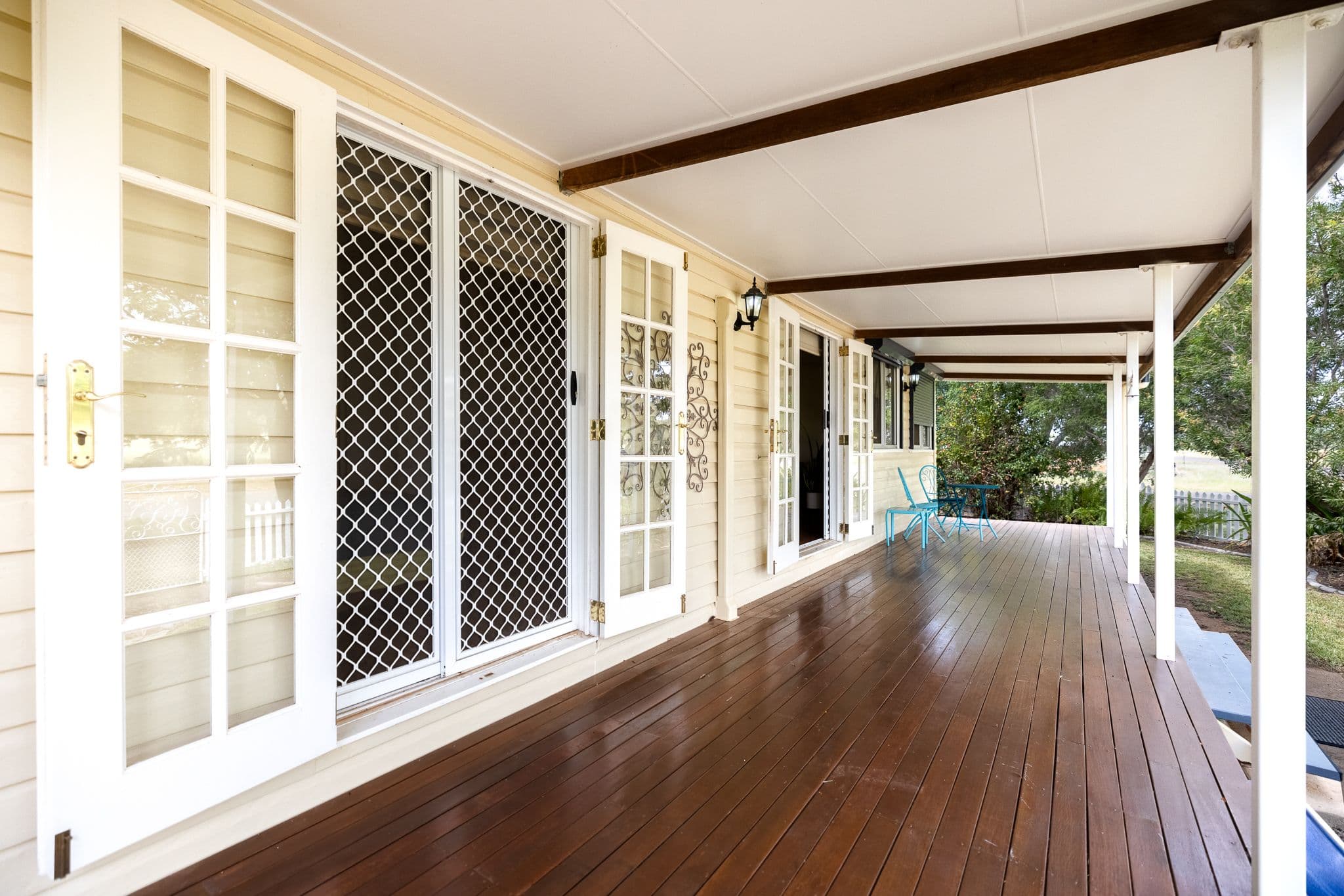 96-98 Bauhinia Street, Barcaldine QLD 4725, Barcaldine - Thumbnail 3