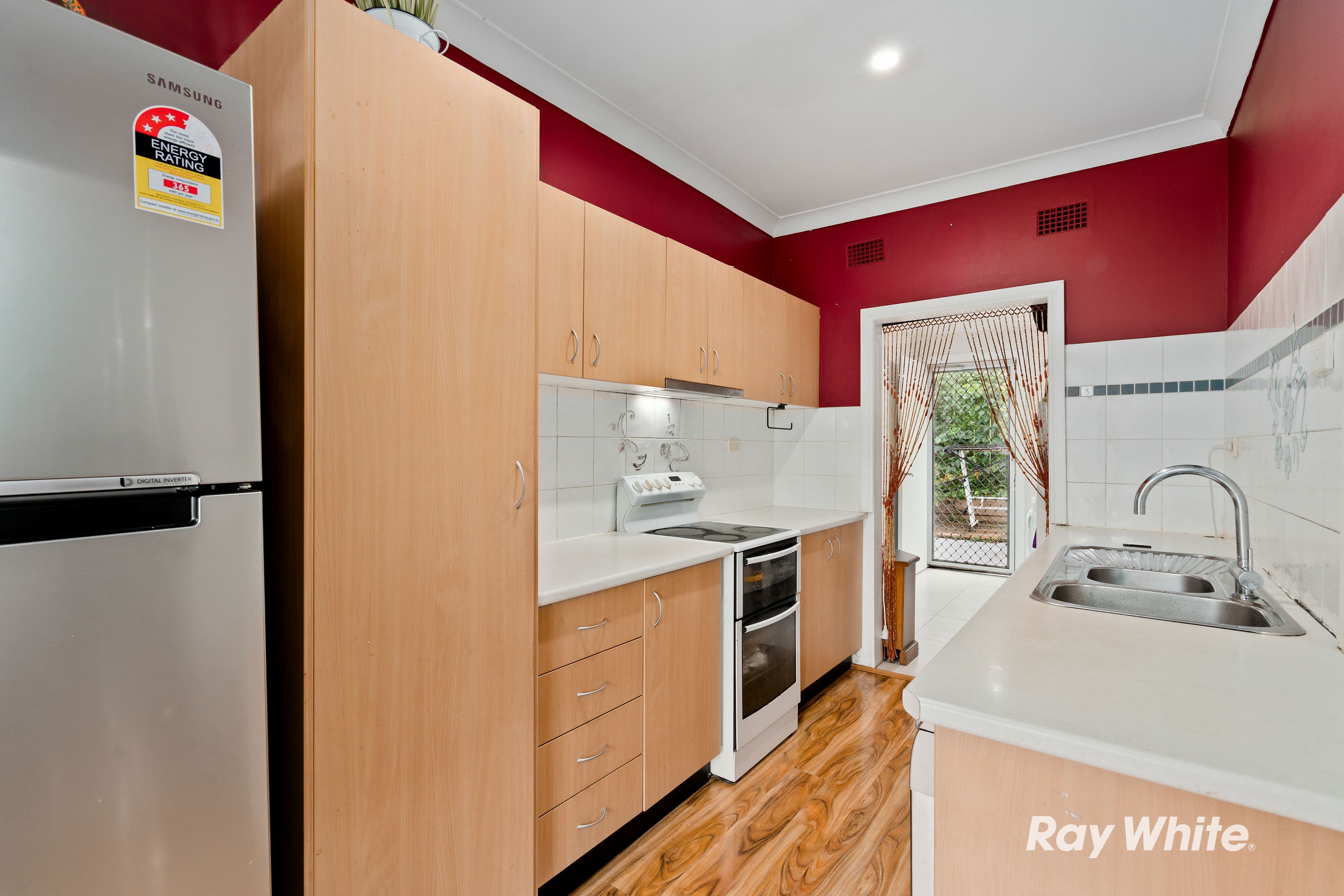 3 Crestbrook Street, Seven Hills NSW 2147, Seven Hills - Thumbnail 3