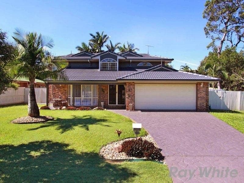 8 Peterson Place, BRIDGEMAN DOWNS QLD 4035, Bridgeman Downs - Thumbnail 2