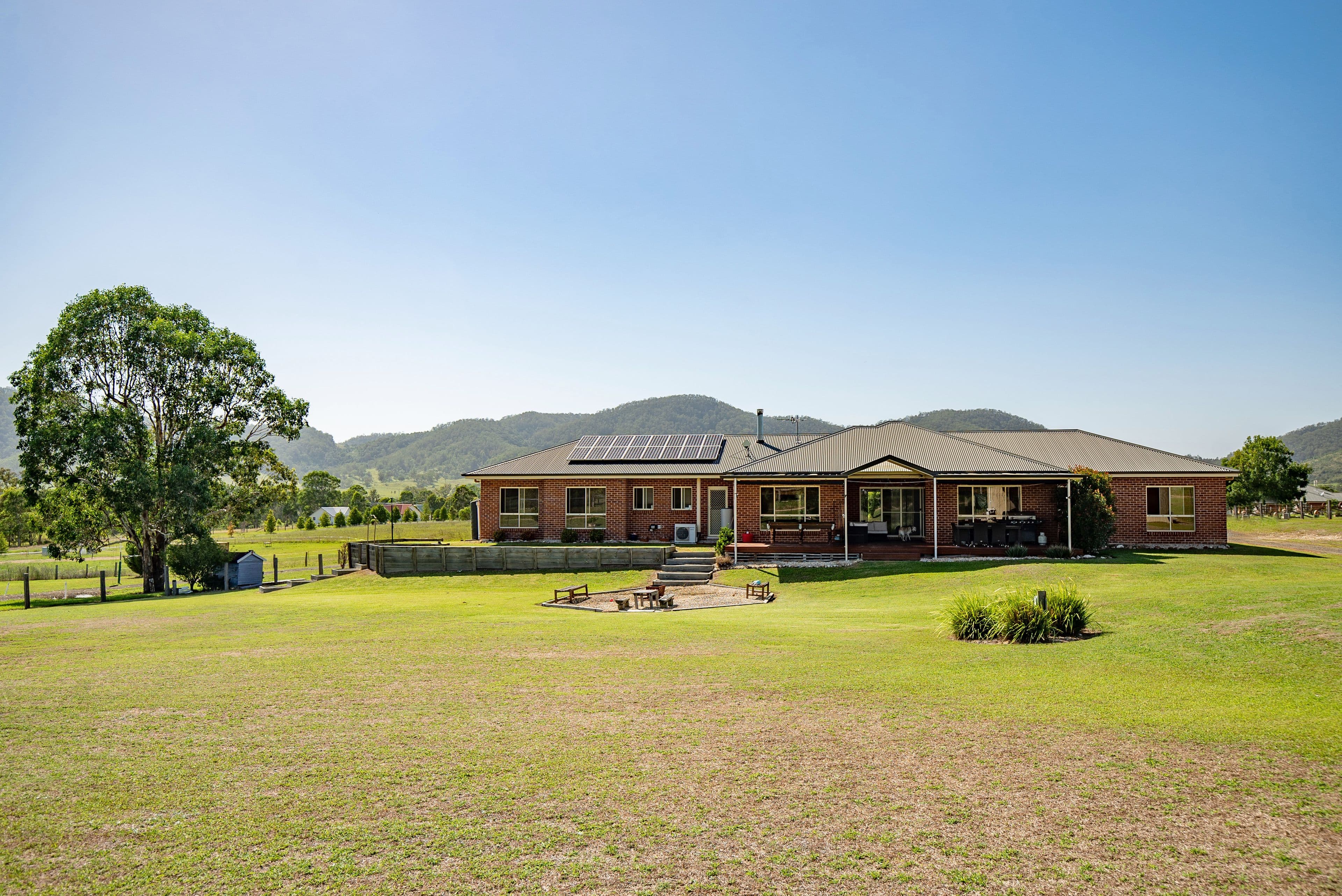 1 Mahogany Drive, Gloucester - Image 1