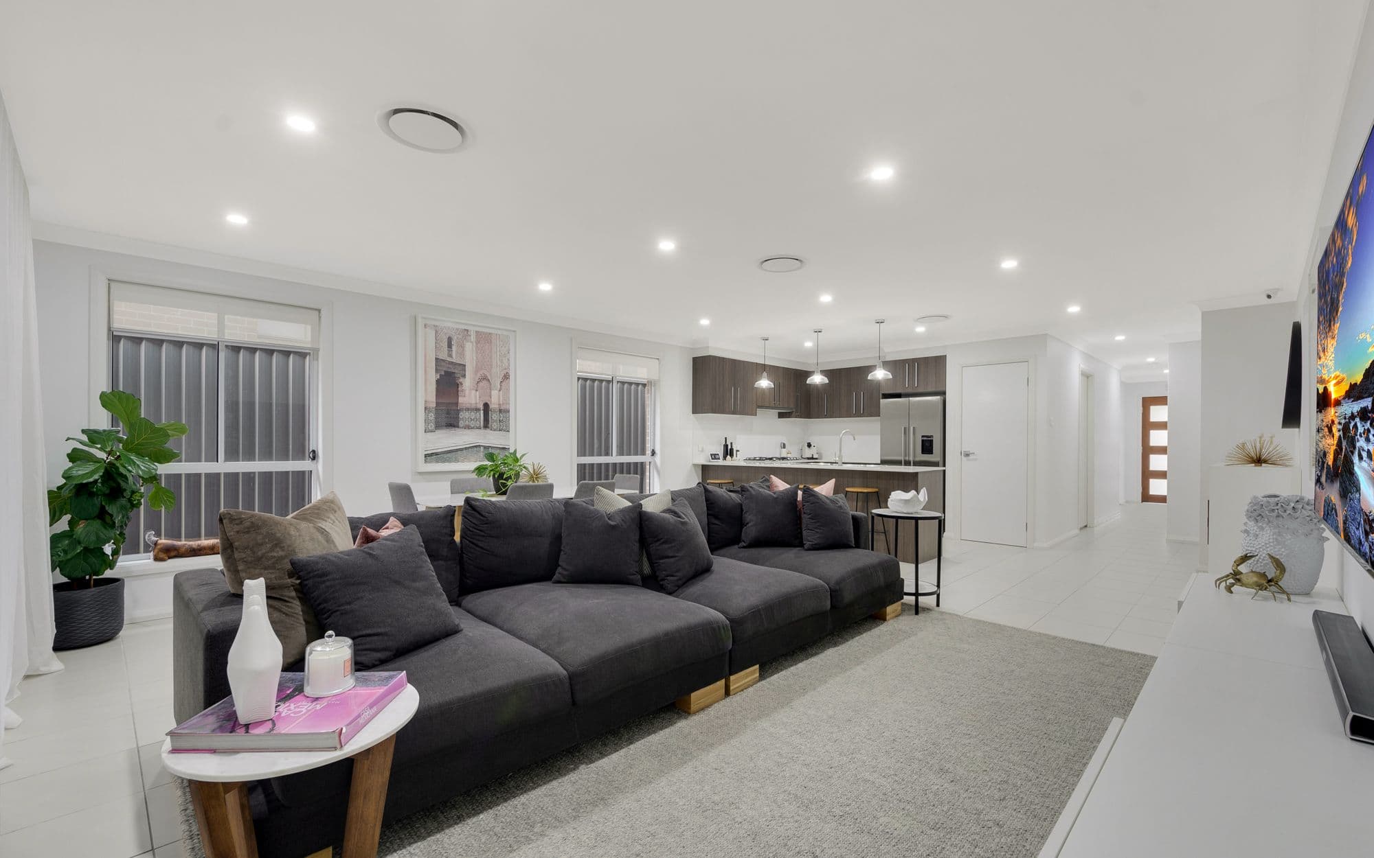 10 Ivory Curl Street, Gregory Hills NSW 2557, Gregory Hills - Thumbnail 2