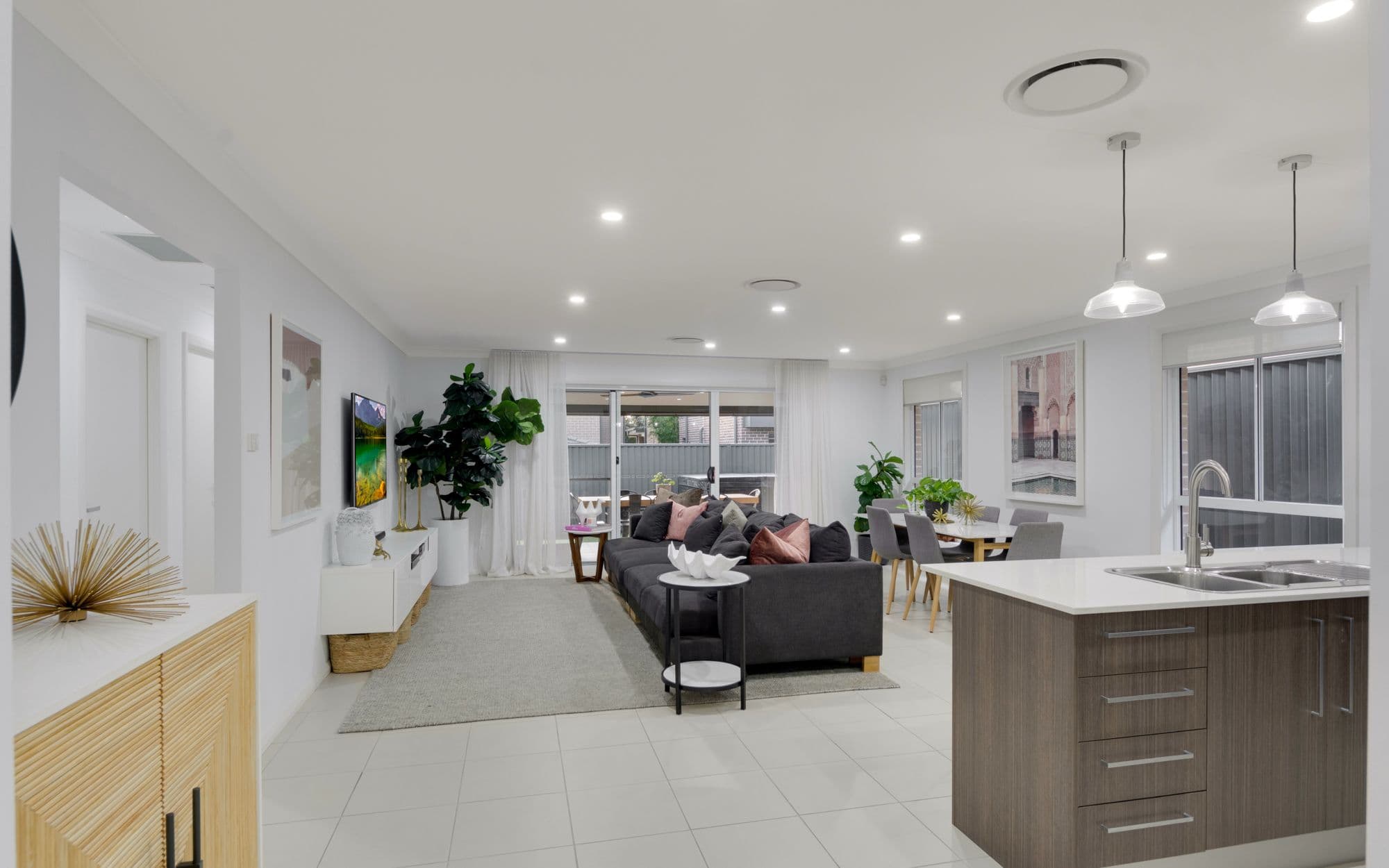 10 Ivory Curl Street, Gregory Hills NSW 2557, Gregory Hills - Thumbnail 3