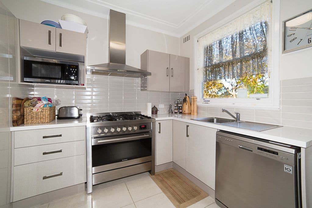 33 Kimbarra Close, Kotara - Thumbnail 2